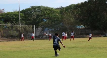 Ayuntamiento de Mérida entrega espacio deportivo en San José Tecoh