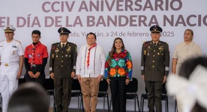 Joaquín Díaz Mena encabeza ceremonia por el CCIV Aniversario del Día Nacional de la Bandera