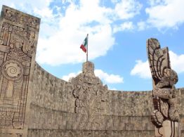 Monumento a la Patria en Mérida: el colosal relato de México tallado en piedra