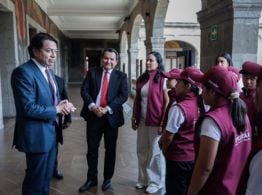 Estudiantes yucatecos son reconocidos por su excelencia académica